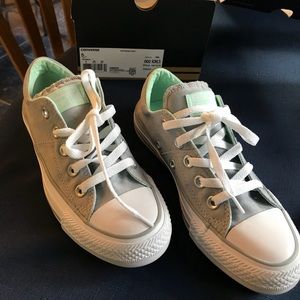 Gray Converse